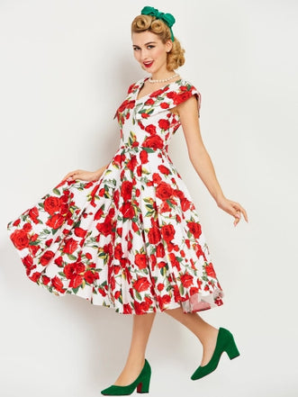 Cloth Cap Sleeve Pleated Women's Day Dress